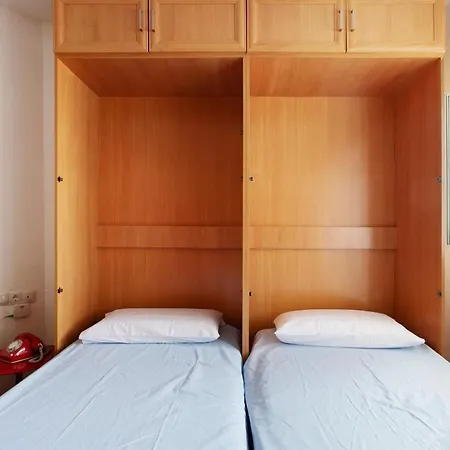 Calm Otel *